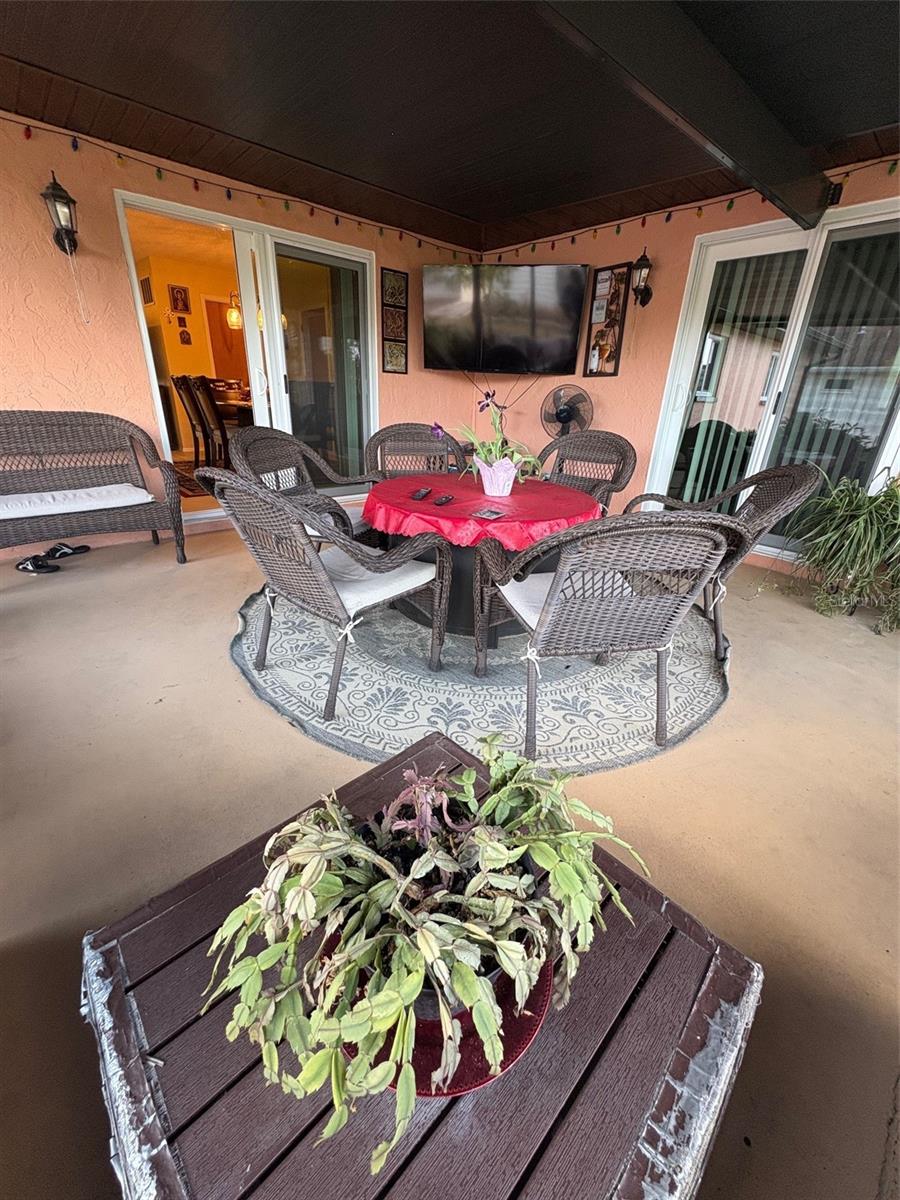 Image 71 of 75 For 321 Venetia Avenue