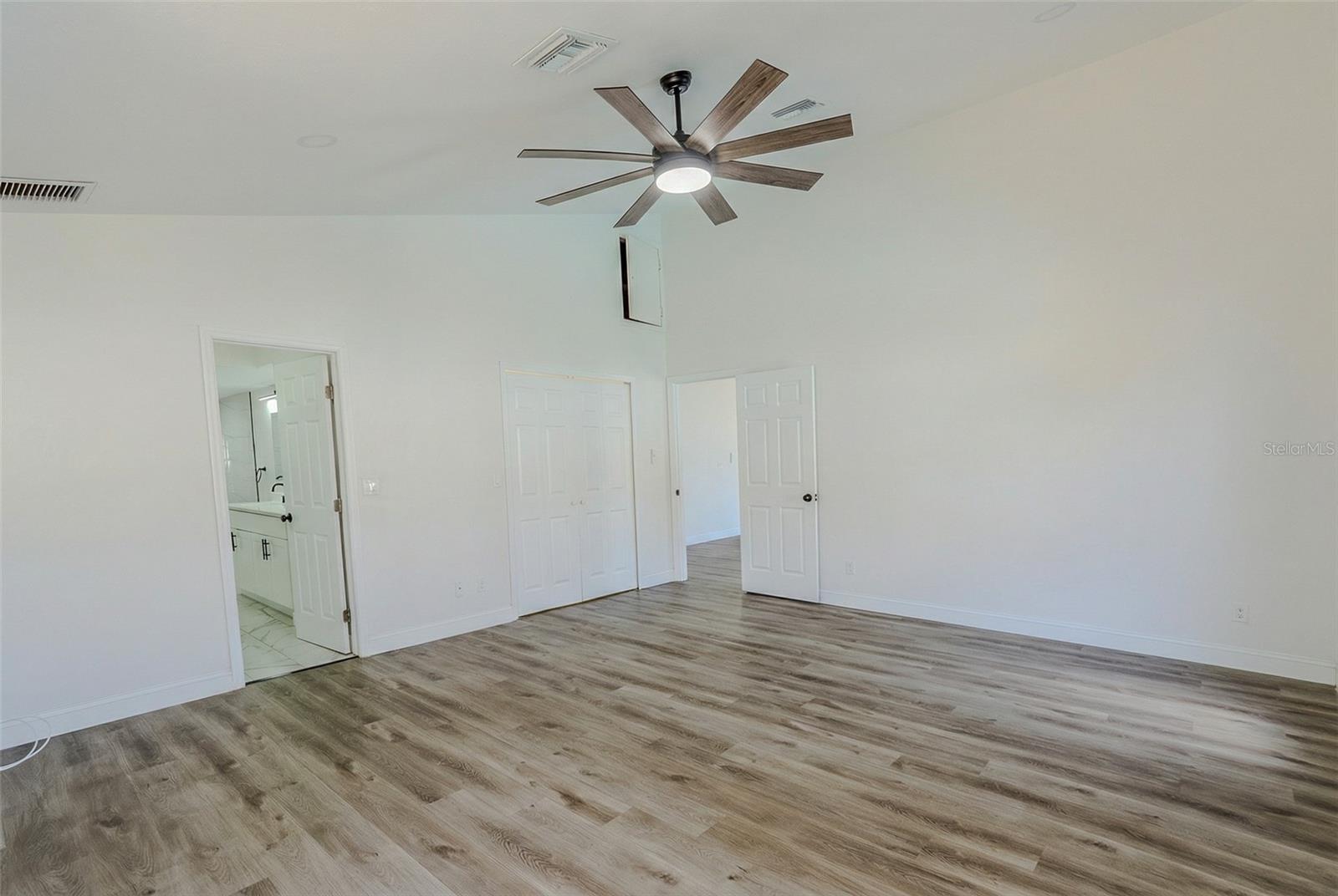 Image 25 of 48 For 599 Carolina Avenue