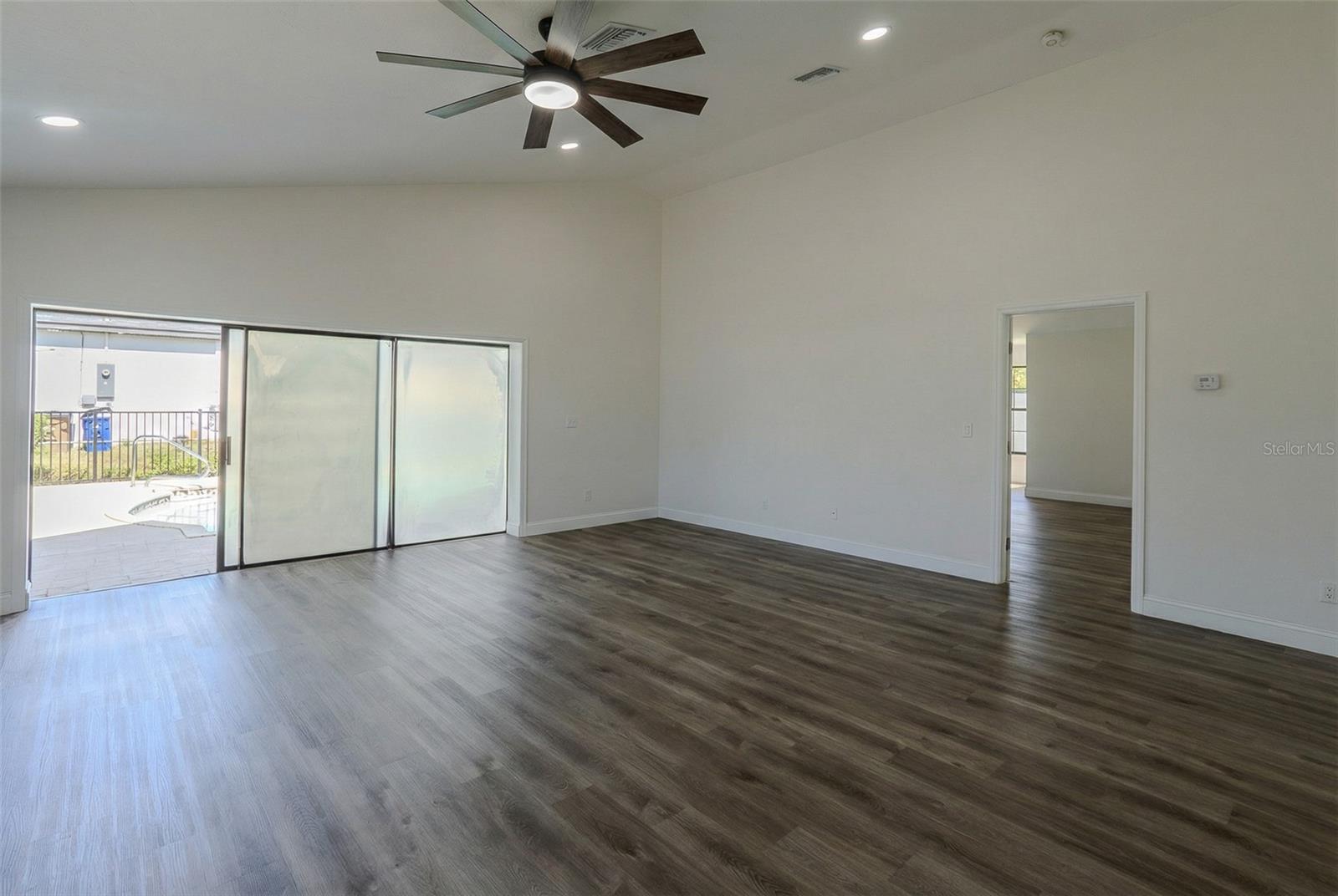 Image 30 of 48 For 599 Carolina Avenue