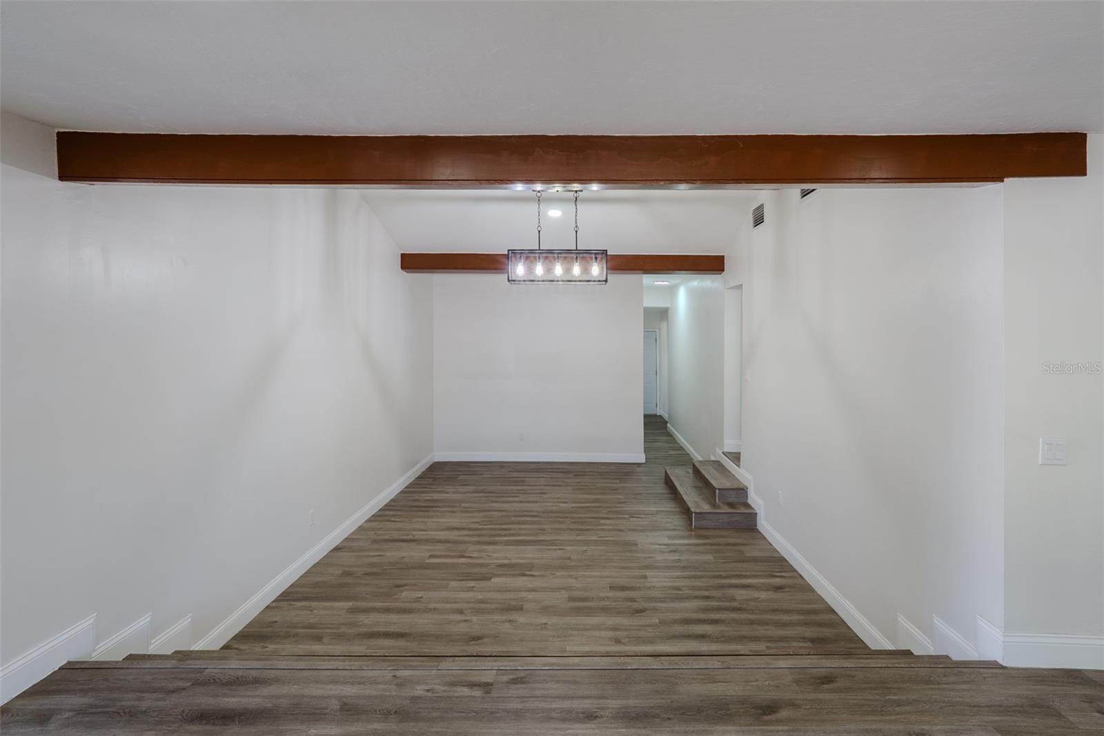 Image 4 of 48 For 599 Carolina Avenue