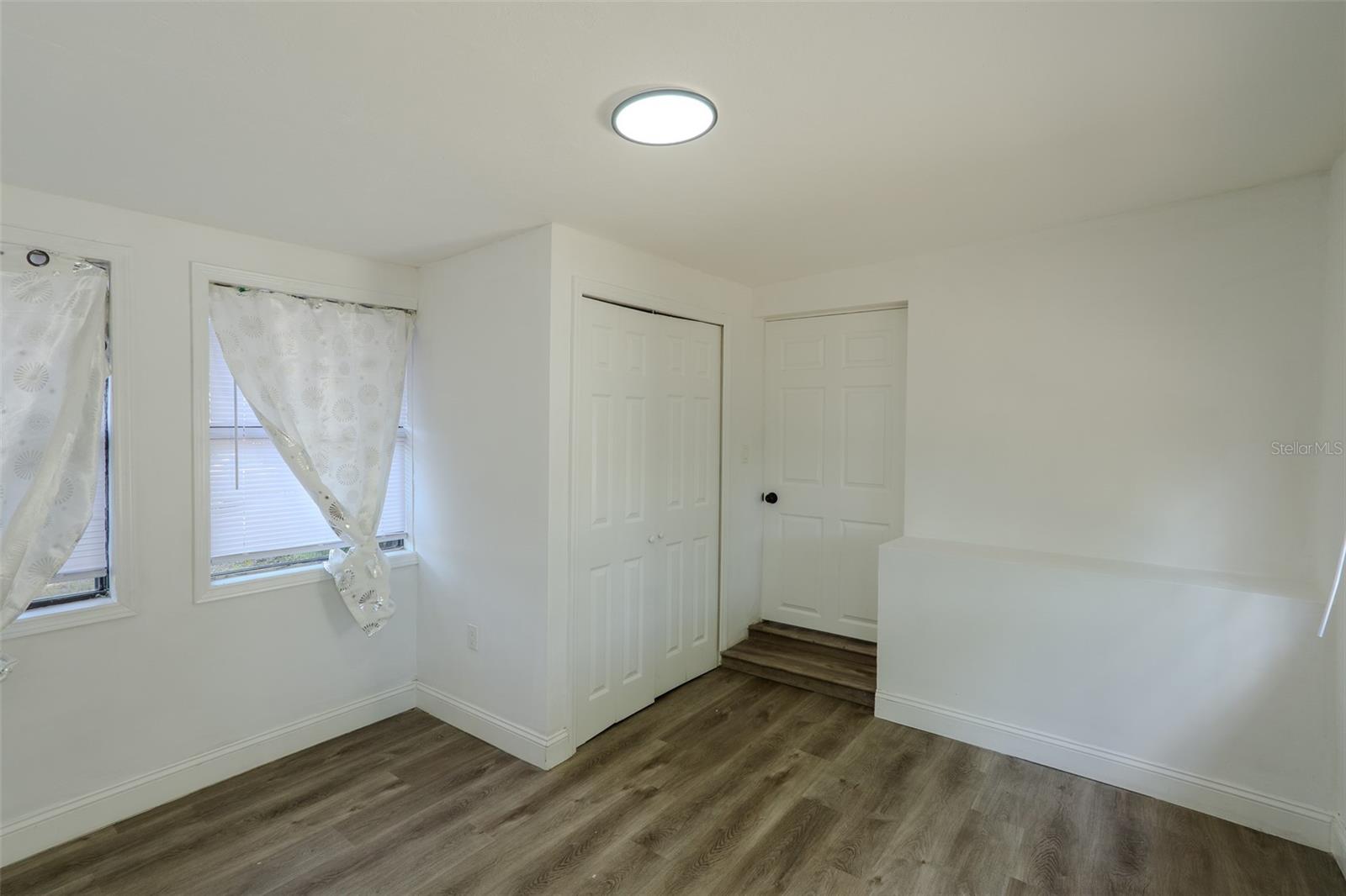 Image 9 of 48 For 599 Carolina Avenue