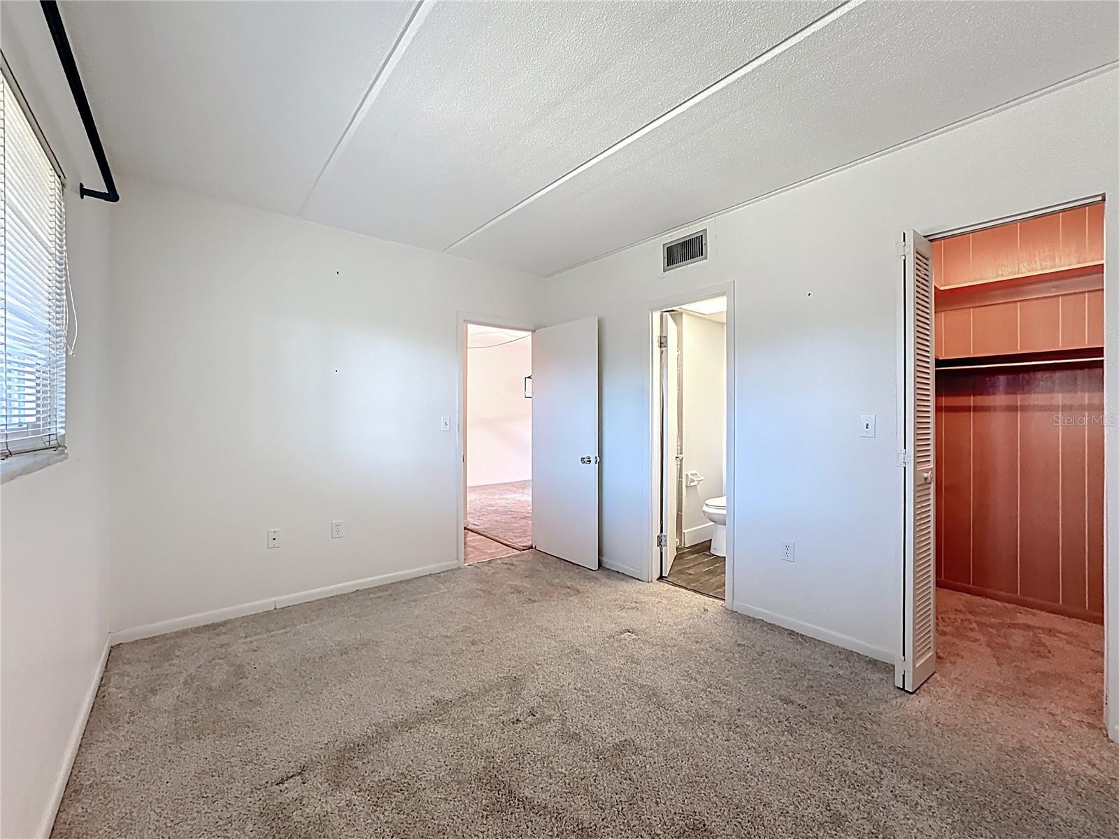 Image 18 of 41 For 649 Tamiami Trail S 112