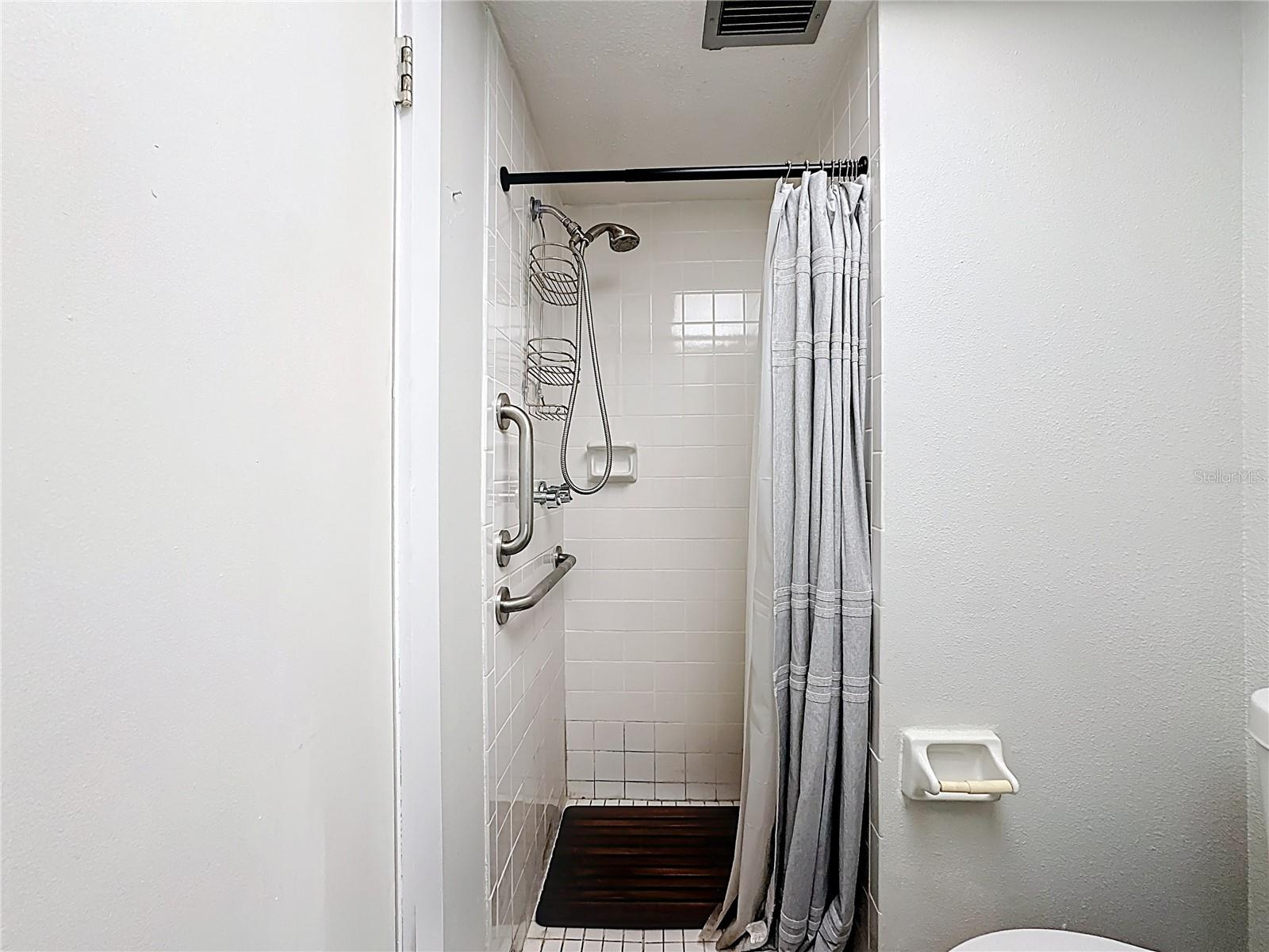 Image 22 of 41 For 649 Tamiami Trail S 112