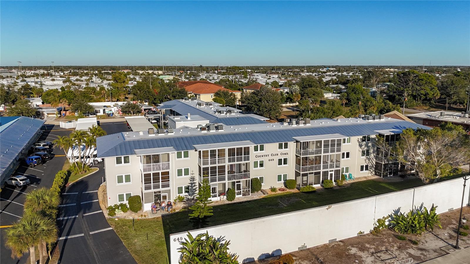 Image 37 of 41 For 649 Tamiami Trail S 112