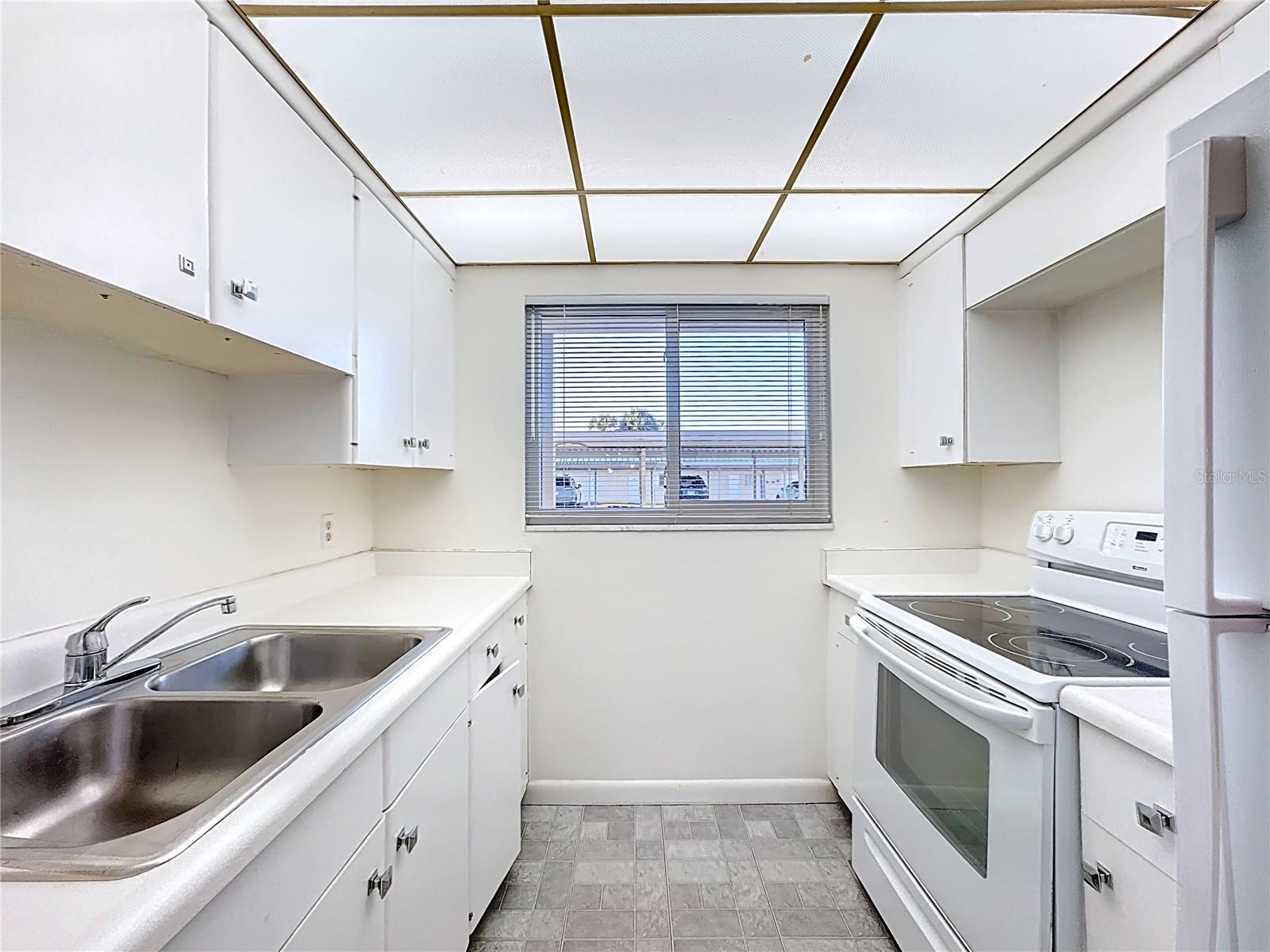 Image 7 of 41 For 649 Tamiami Trail S 112