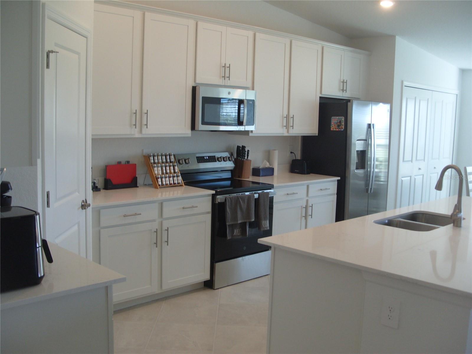 Image 10 of 50 For 17540 Opal Sand Drive 204