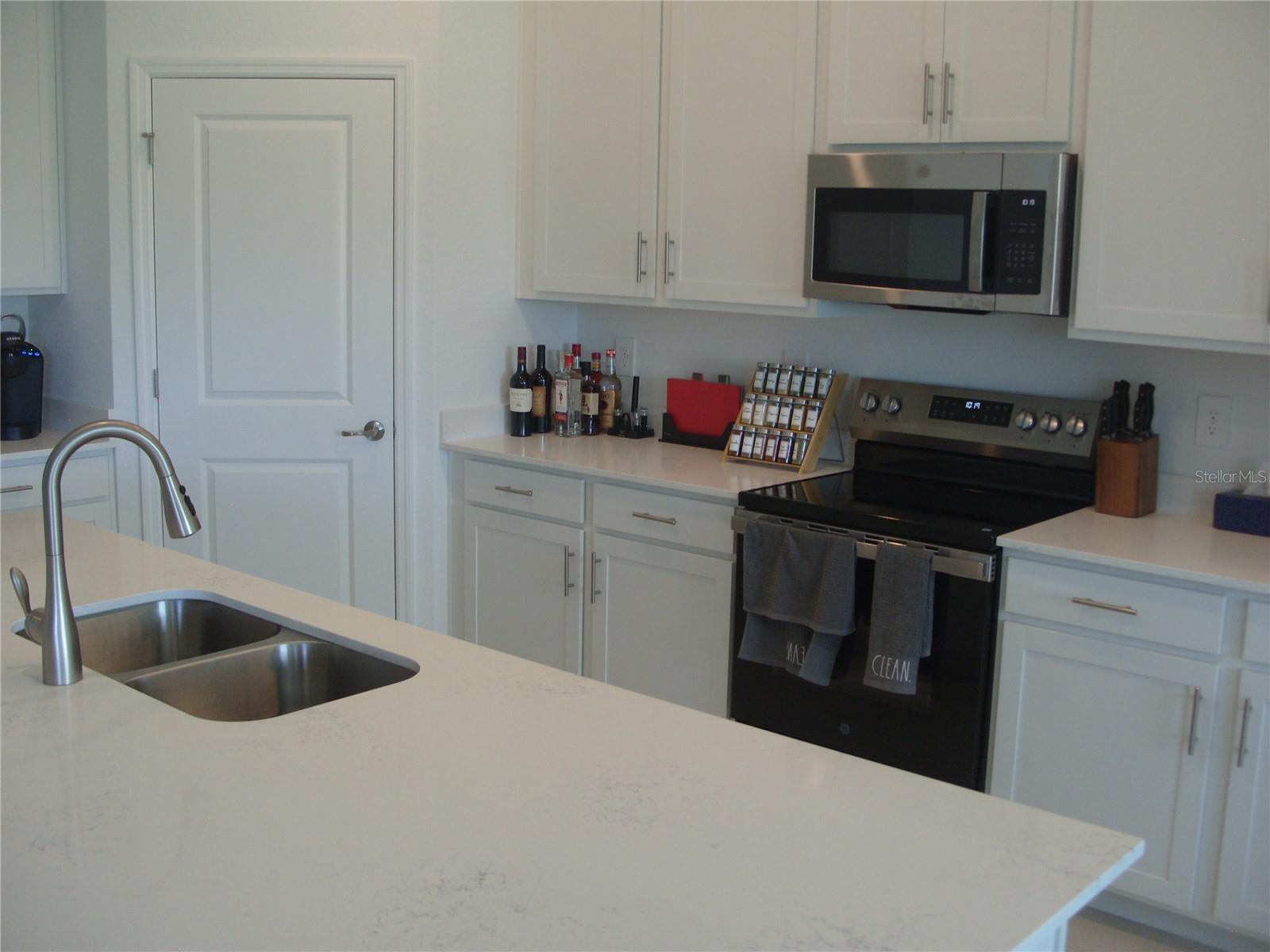 Image 12 of 50 For 17540 Opal Sand Drive 204