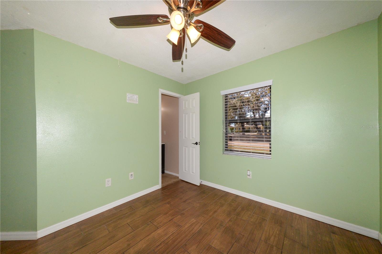 Image 15 of 29 For 4334 Blueridge Street