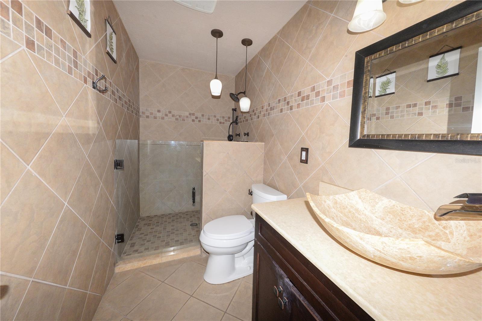 Image 22 of 29 For 4334 Blueridge Street