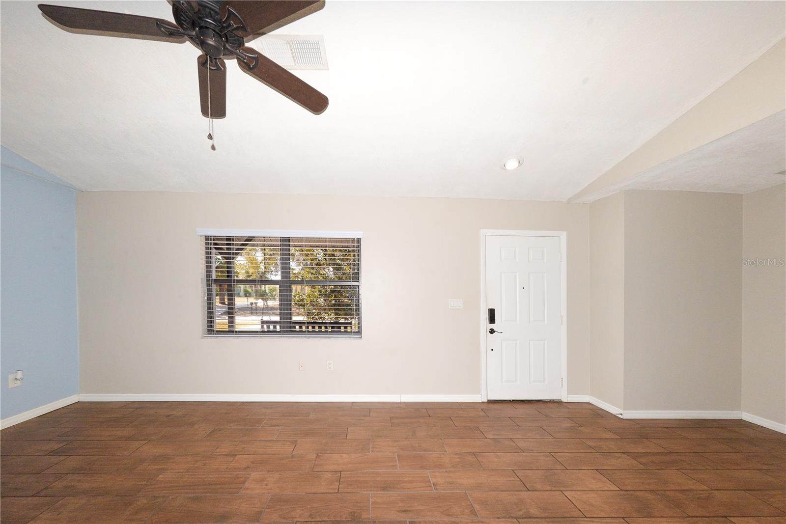 Image 8 of 29 For 4334 Blueridge Street