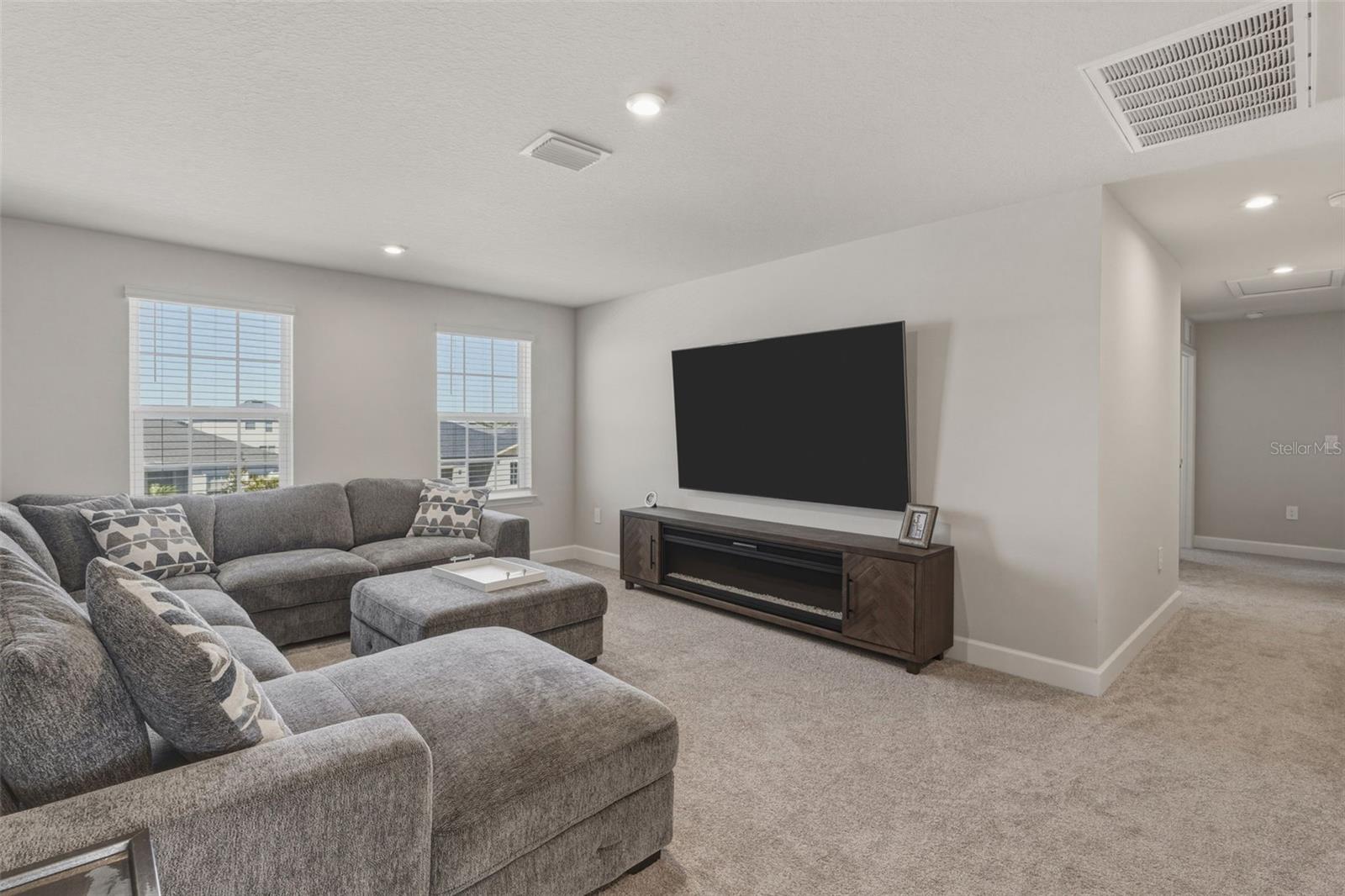 Image 21 of 35 For 16390 Queen Palm Drive