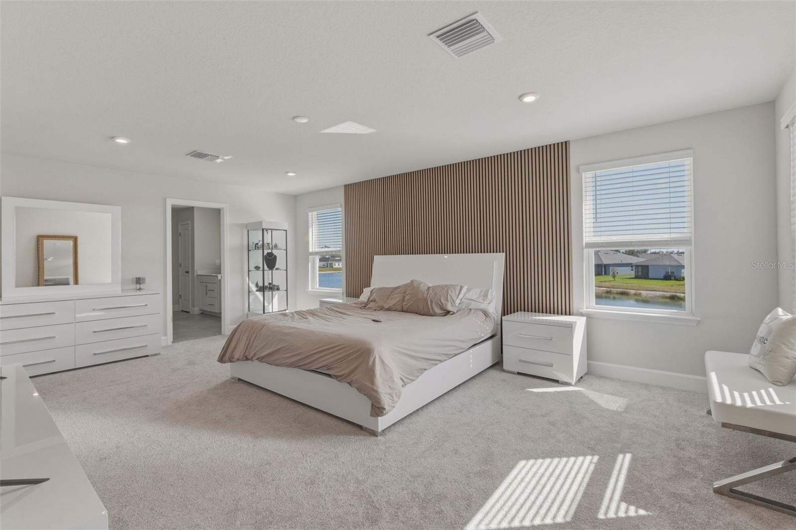 Image 23 of 35 For 16390 Queen Palm Drive