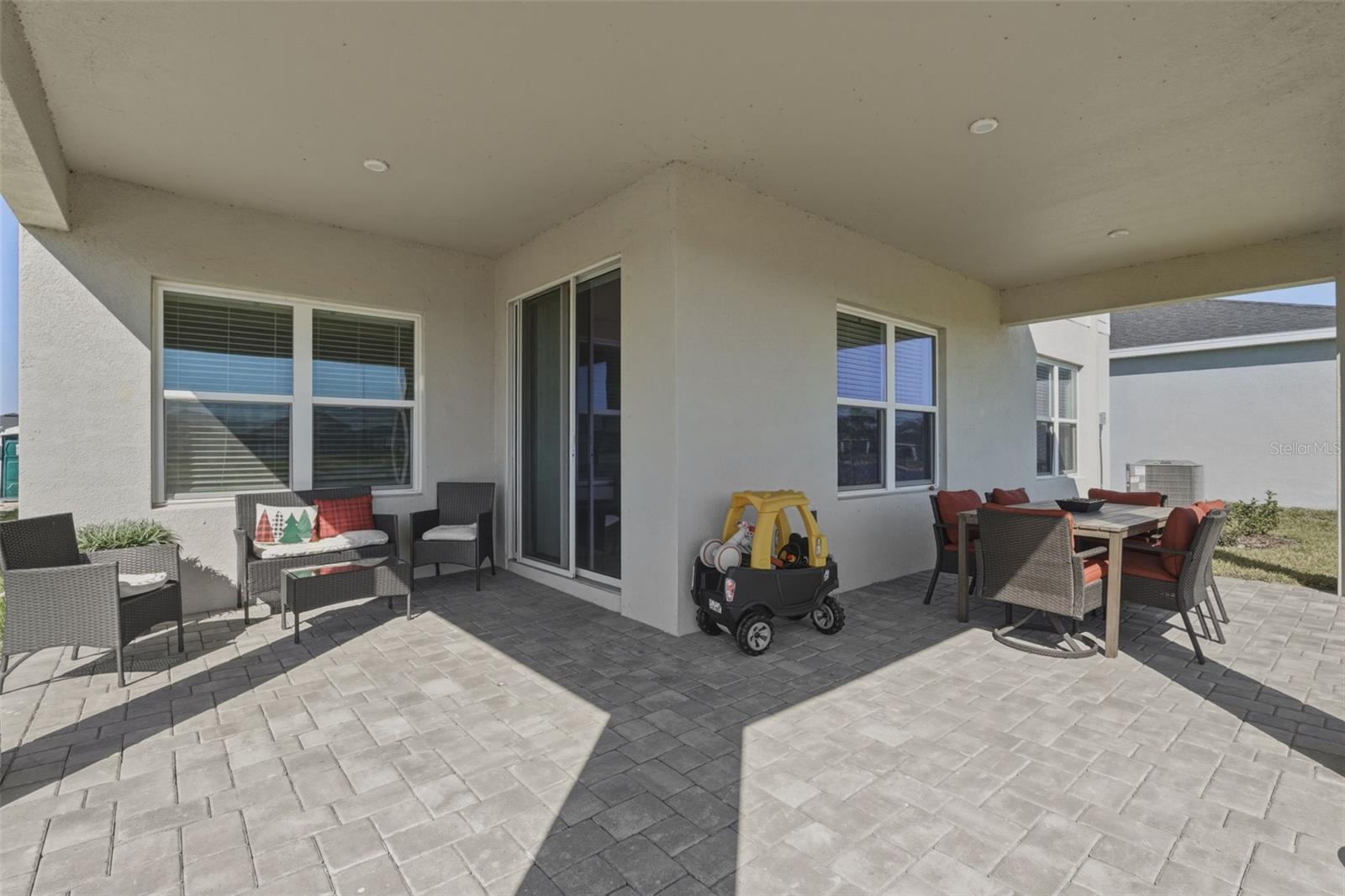 Image 35 of 35 For 16390 Queen Palm Drive