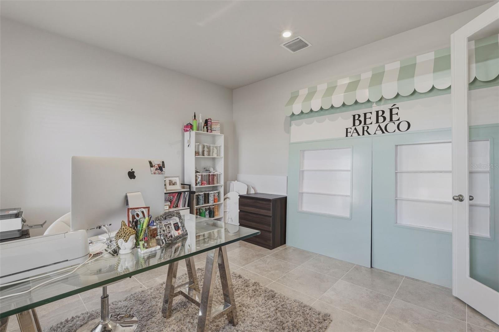 Image 6 of 35 For 16390 Queen Palm Drive