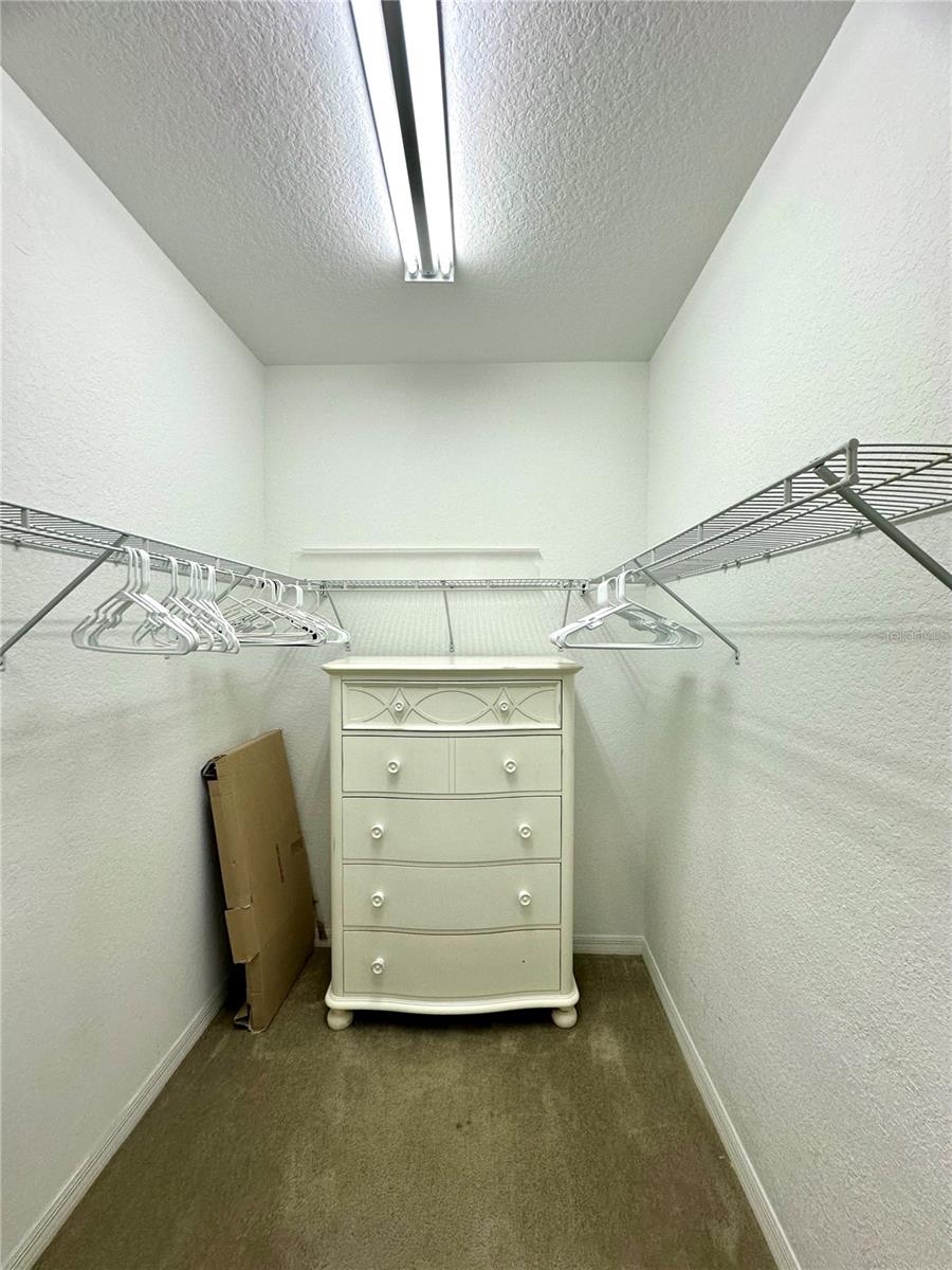 Image 19 of 41 For 24479 Vienison Ln