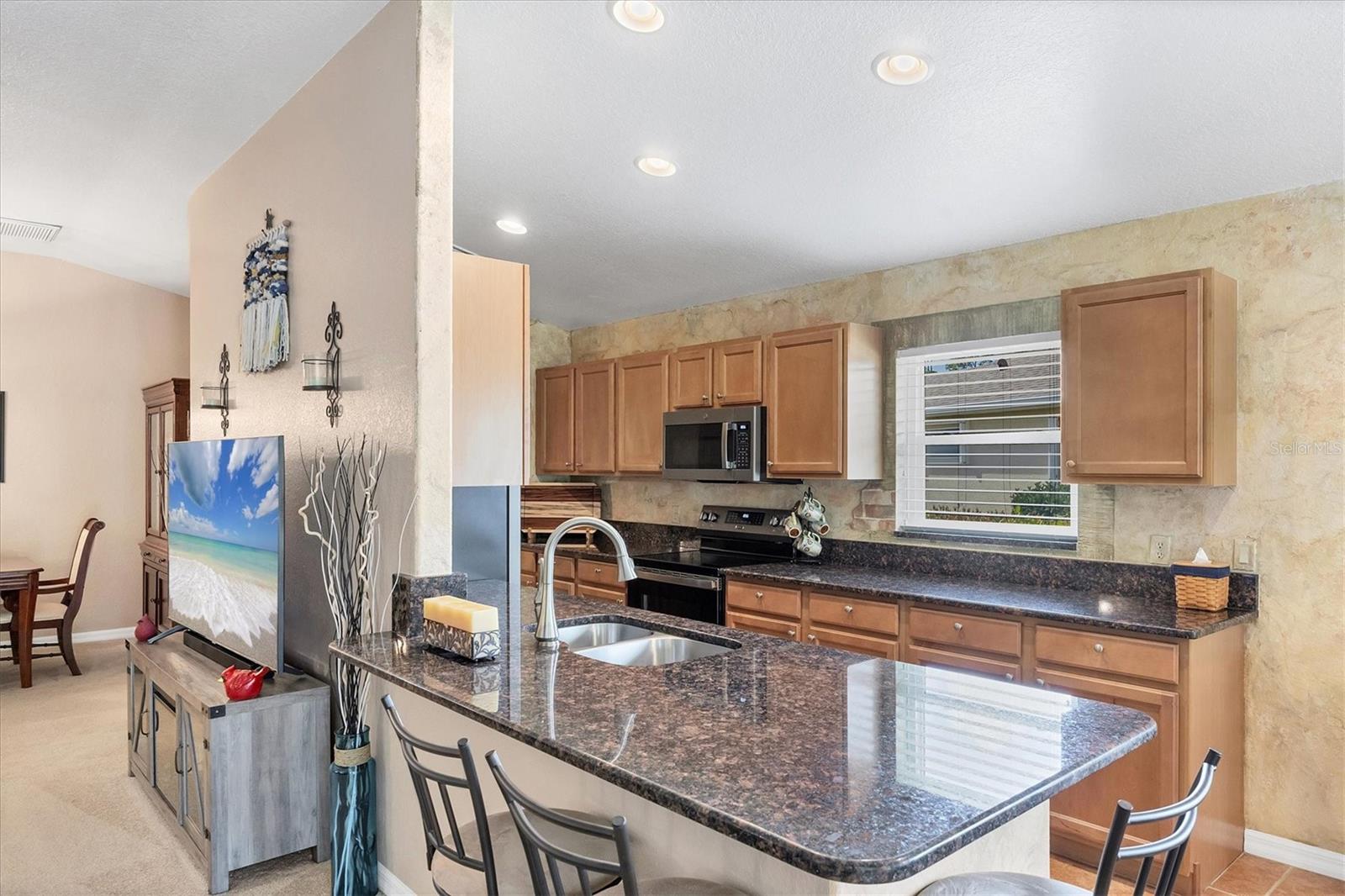 Image 15 of 62 For 1646 Scarlett Avenue