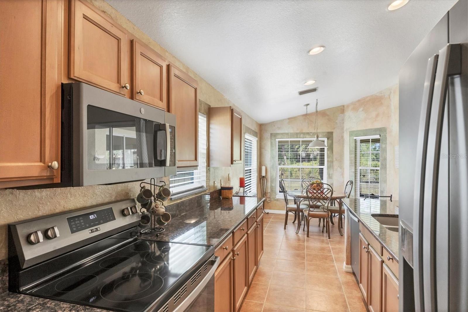 Image 18 of 62 For 1646 Scarlett Avenue