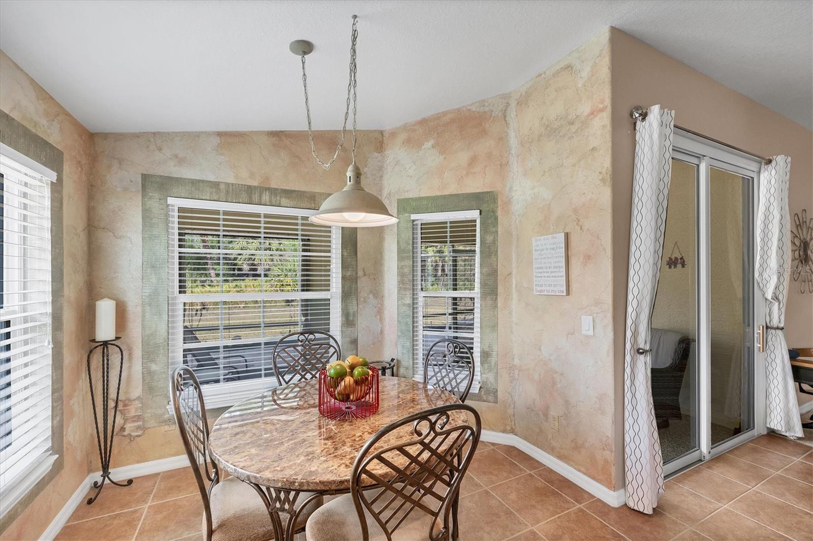 Image 20 of 62 For 1646 Scarlett Avenue