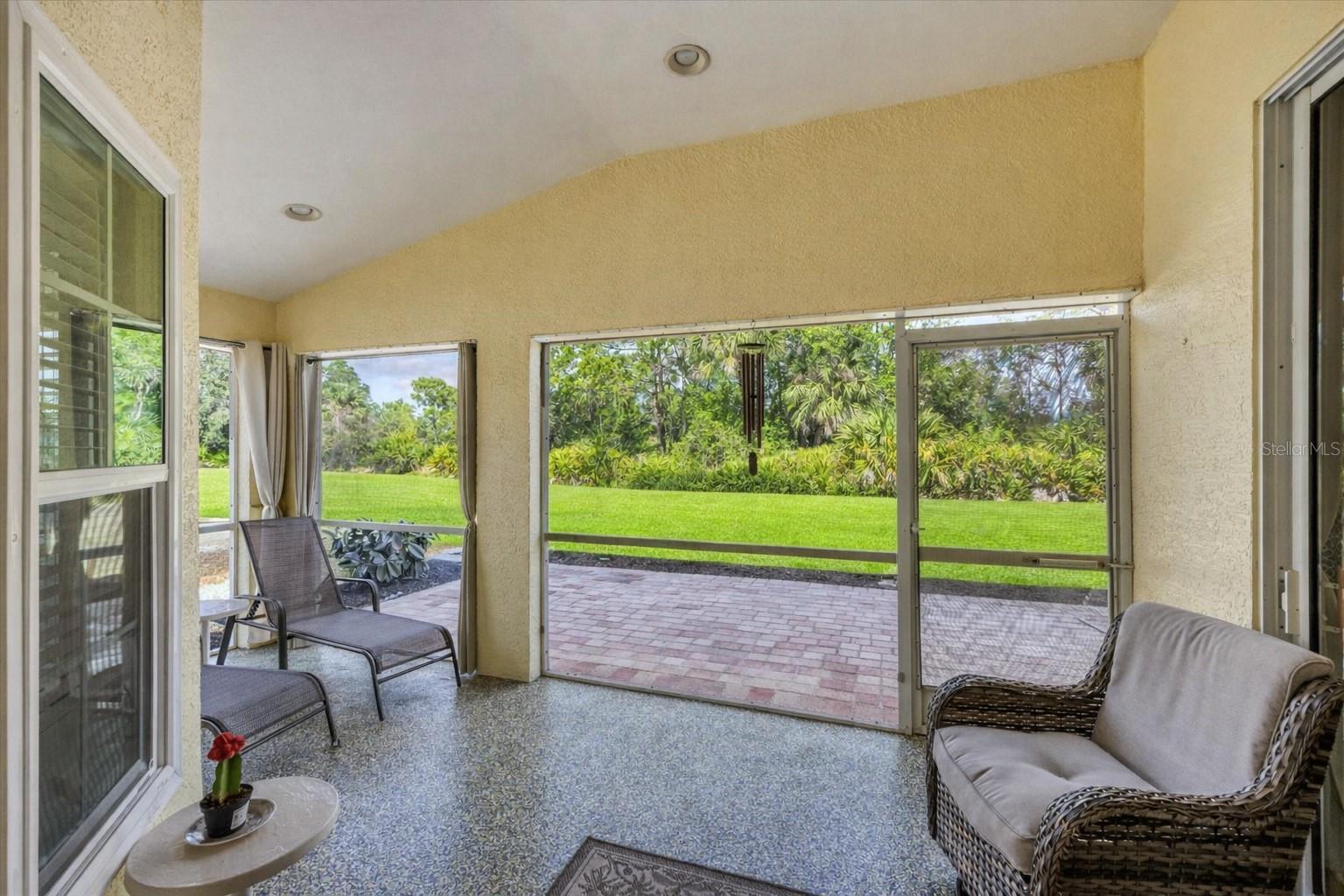 Image 36 of 62 For 1646 Scarlett Avenue