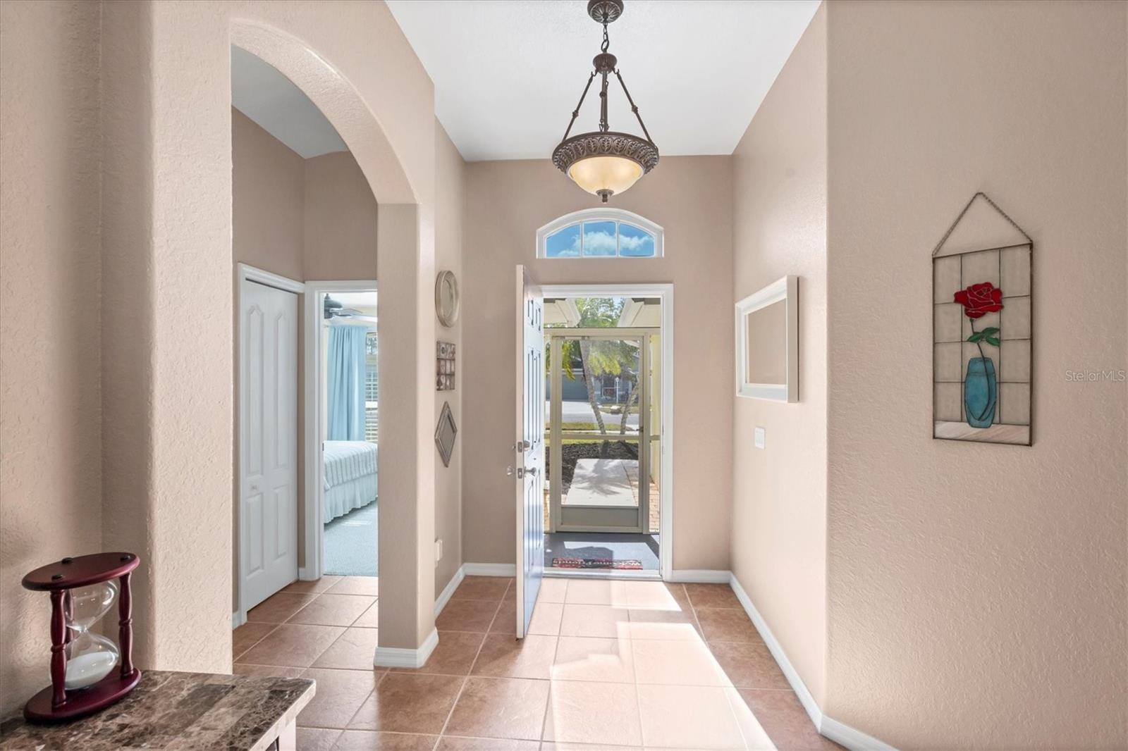 Image 5 of 62 For 1646 Scarlett Avenue