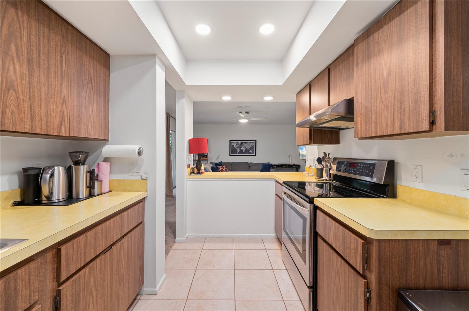 Image 16 of 92 For 711 Via Tripoli