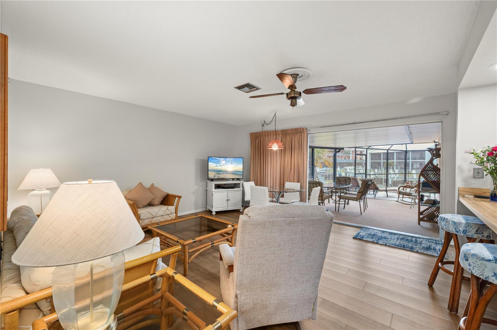 Image 34 of 92 For 711 Via Tripoli