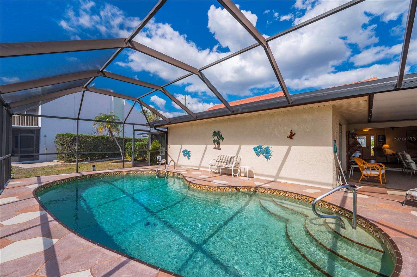 Image 54 of 92 For 711 Via Tripoli