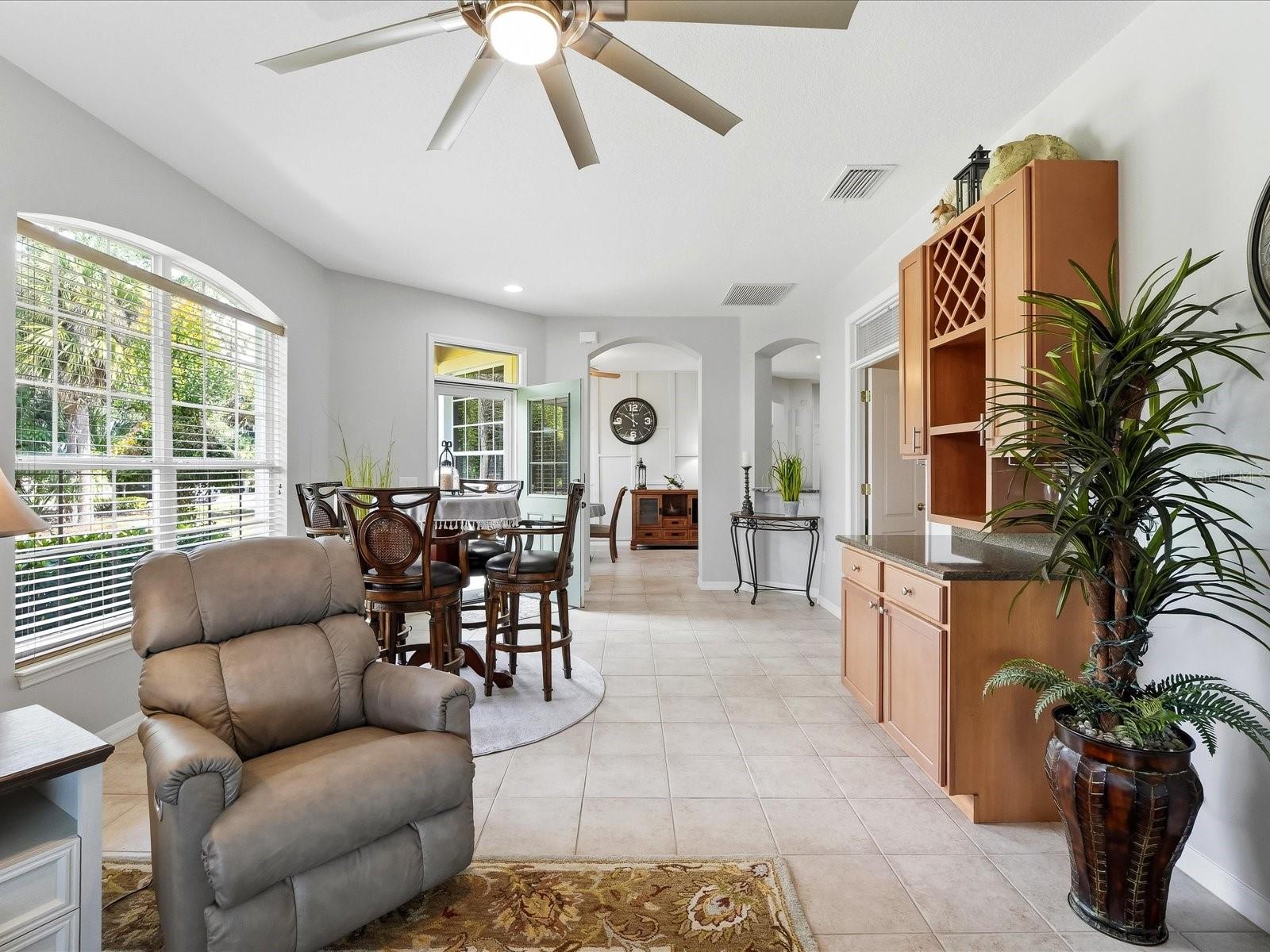 Image 10 of 38 For 4693 Whispering Oaks Drive