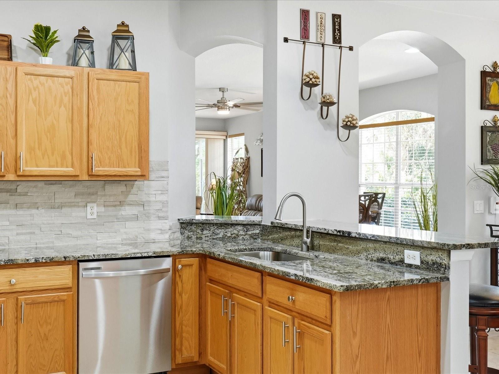 Image 15 of 38 For 4693 Whispering Oaks Drive