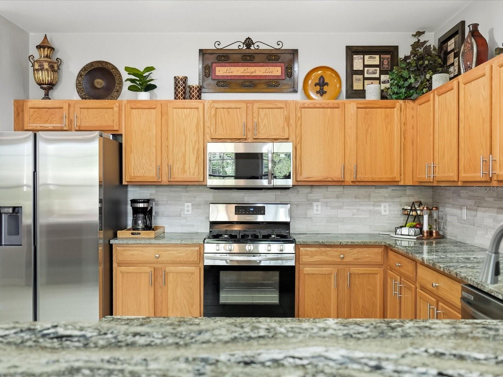 Image 16 of 38 For 4693 Whispering Oaks Drive