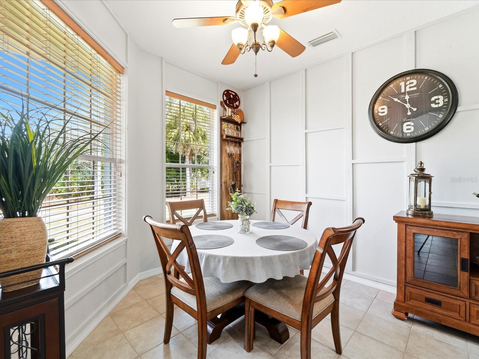 Image 19 of 38 For 4693 Whispering Oaks Drive