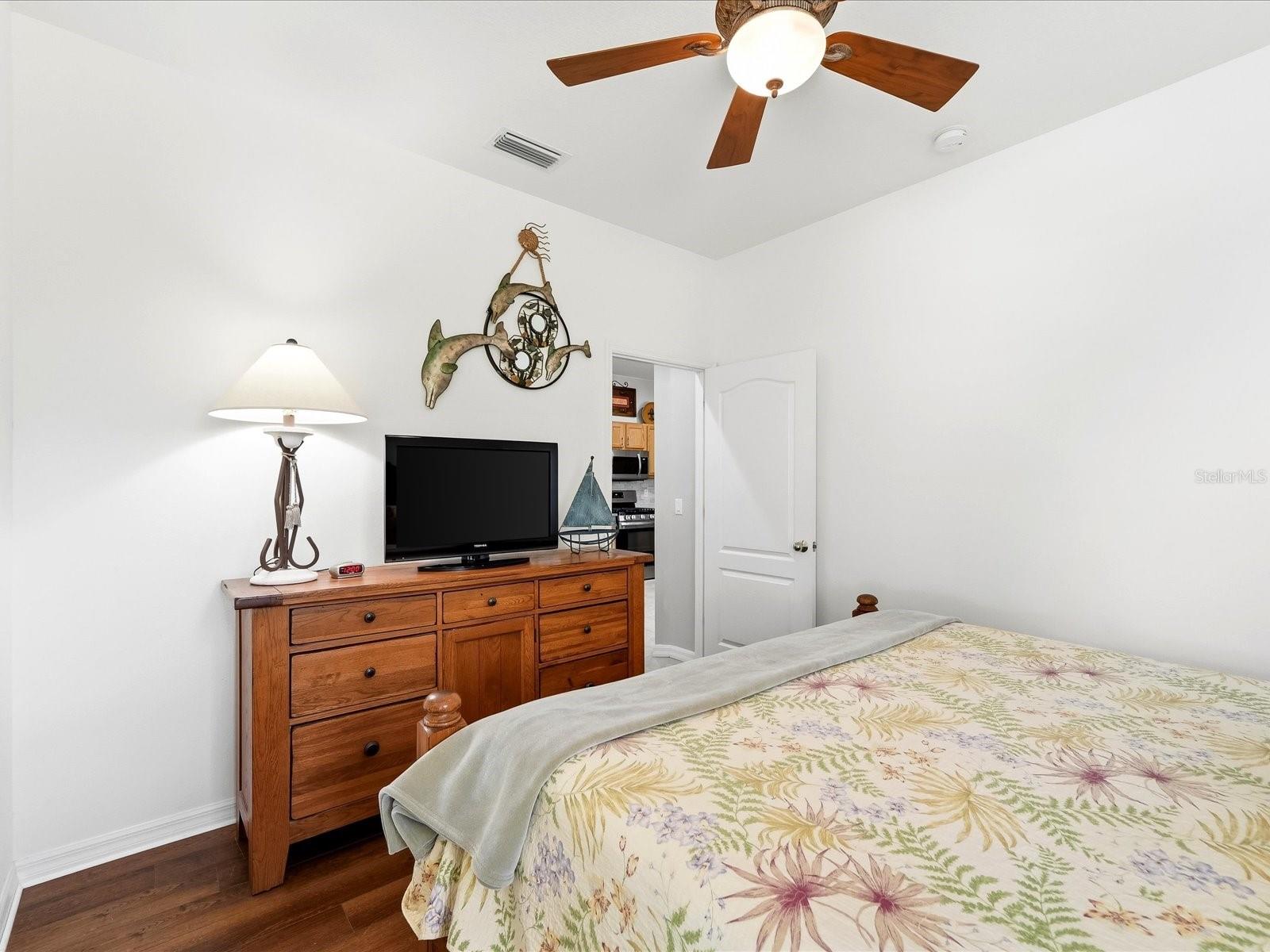 Image 24 of 38 For 4693 Whispering Oaks Drive