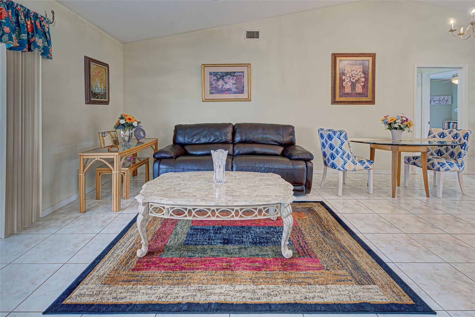 Image 12 of 43 For 26325 Copiapo Circle