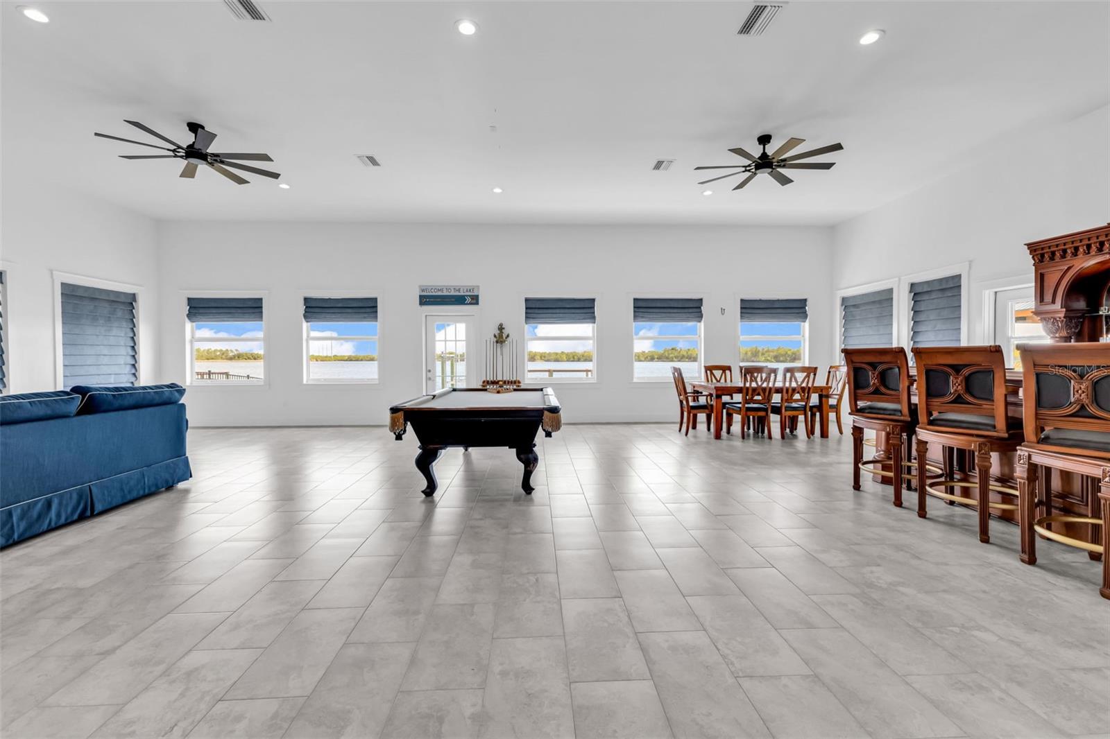 Image 30 of 73 For 2300 Harbour Drive