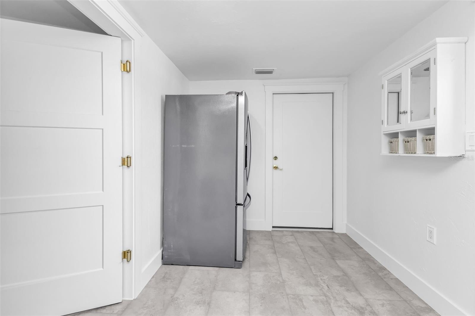 Image 43 of 73 For 2300 Harbour Drive