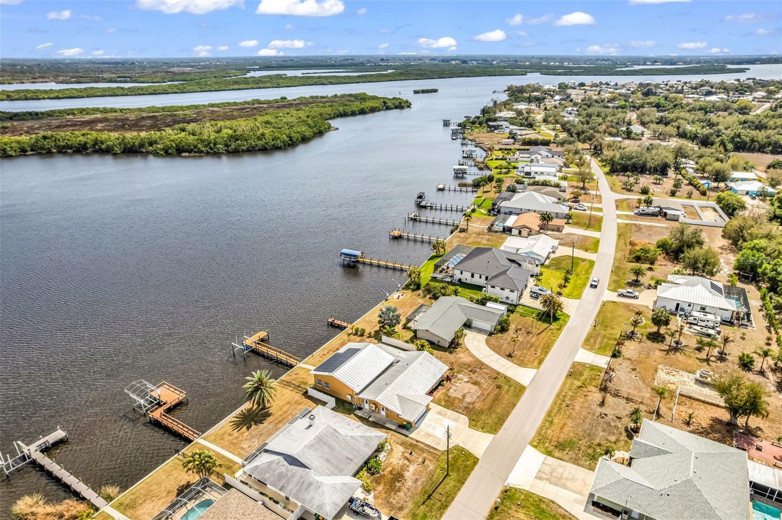 Image 69 of 73 For 2300 Harbour Drive