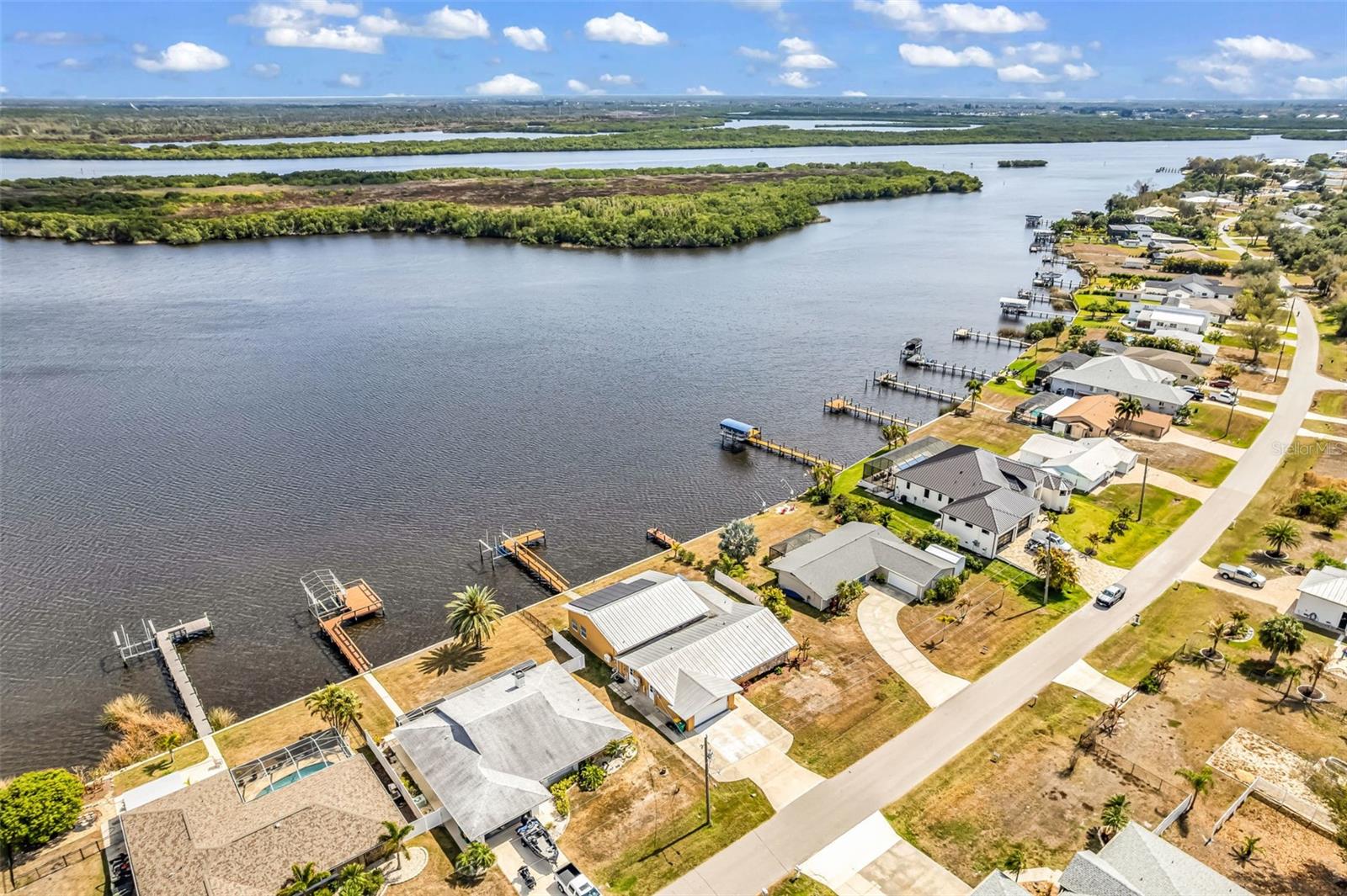 Image 70 of 73 For 2300 Harbour Drive