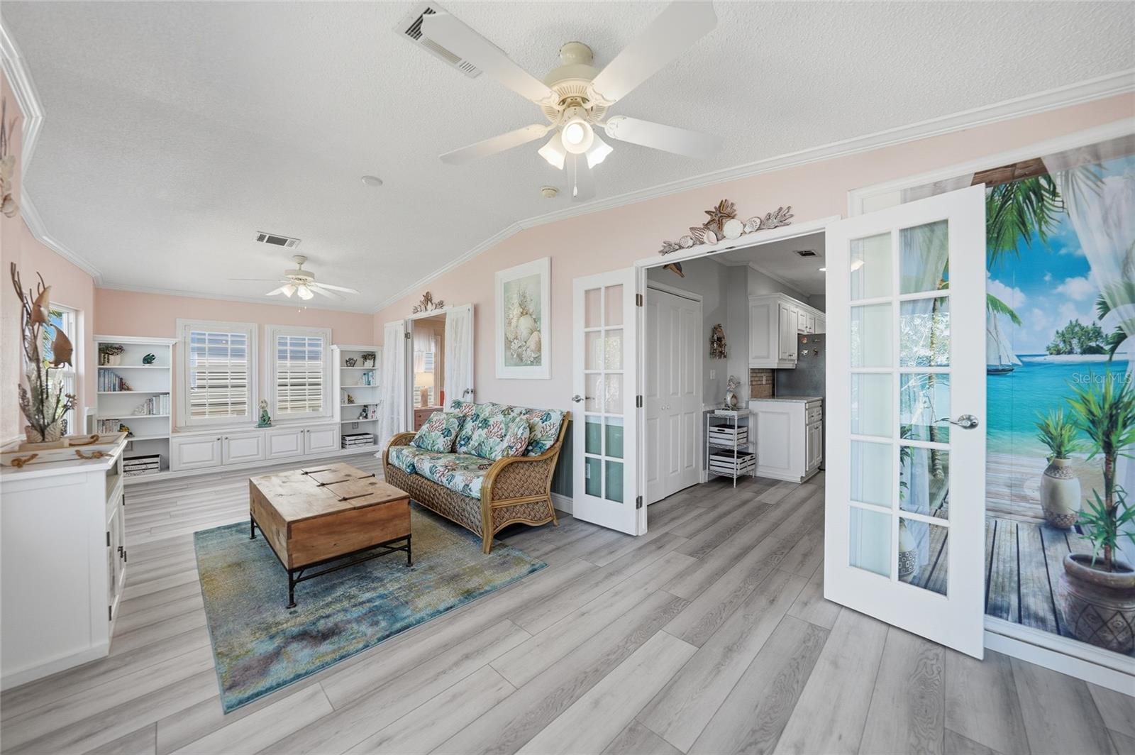 Image 14 of 45 For 4300 Riverside Drive 112