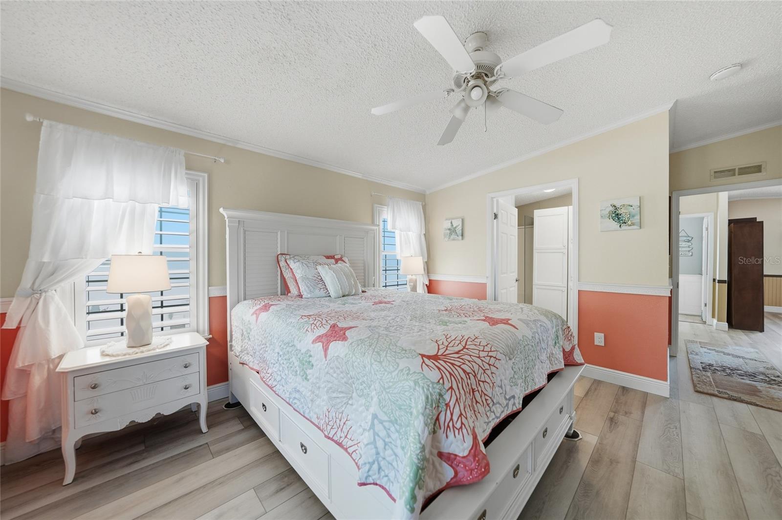 Image 15 of 45 For 4300 Riverside Drive 112