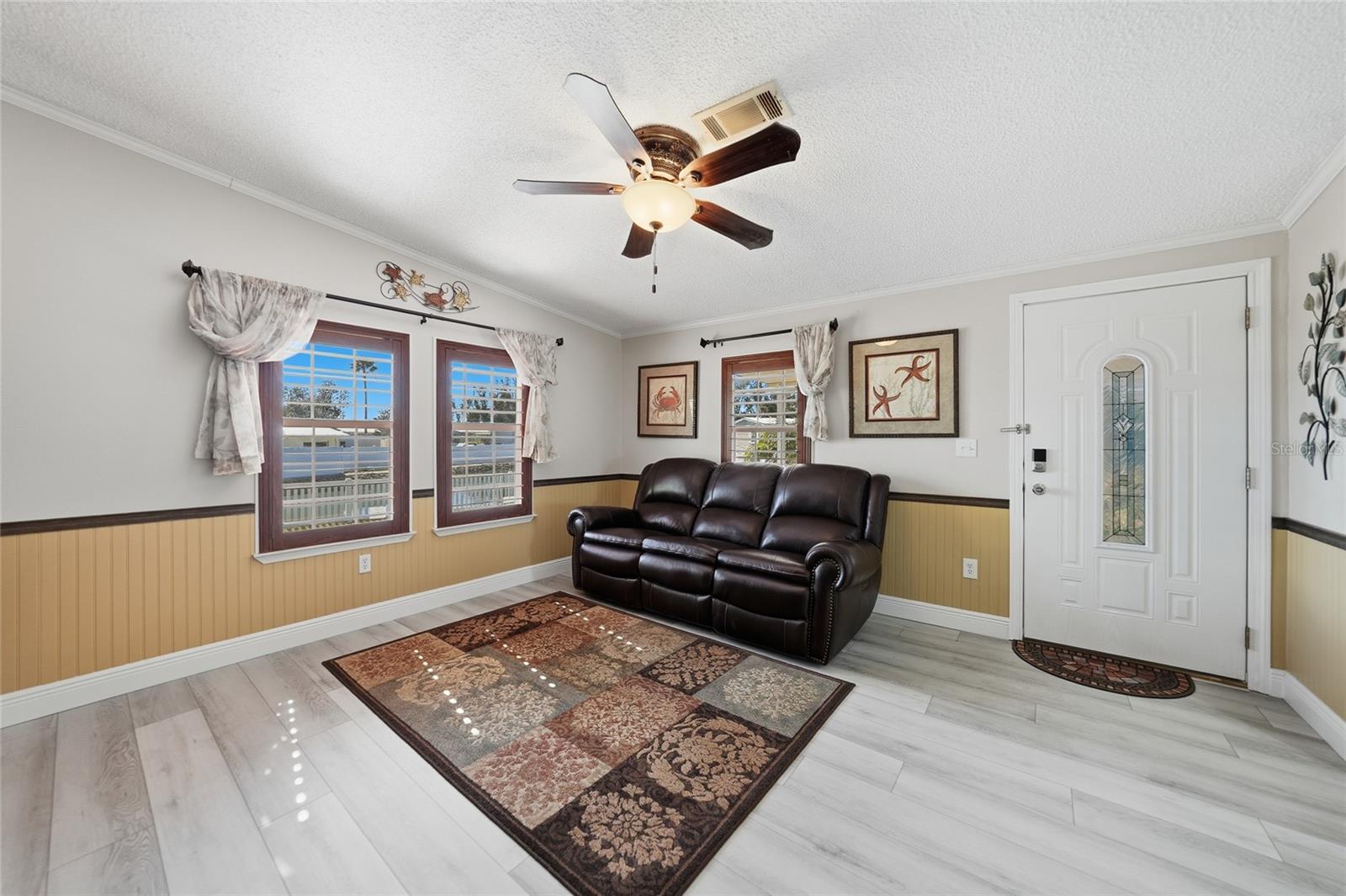 Image 25 of 45 For 4300 Riverside Drive 112