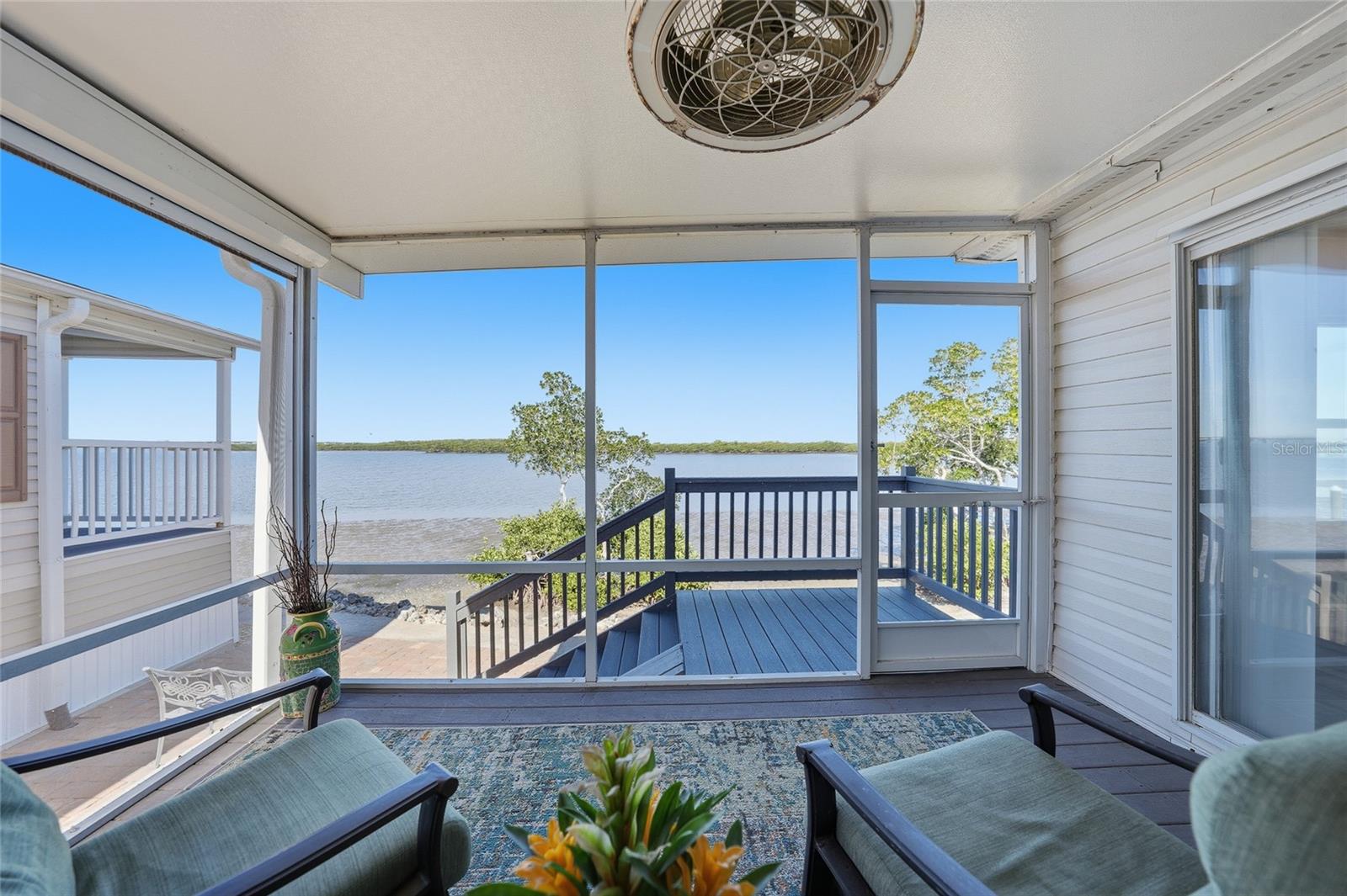 Image 28 of 45 For 4300 Riverside Drive 112