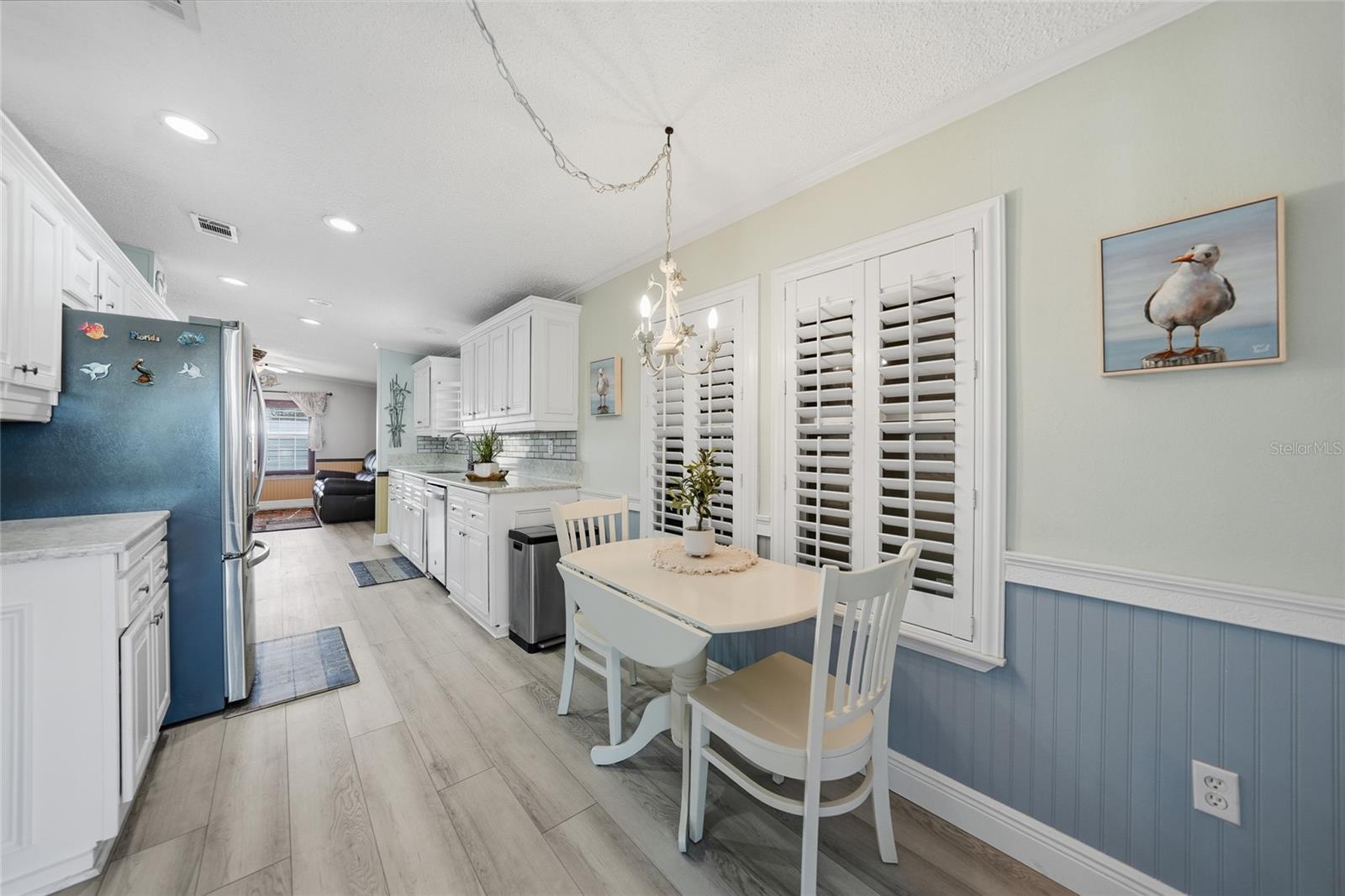 Image 8 of 45 For 4300 Riverside Drive 112