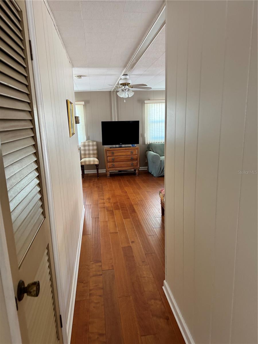 Image 11 of 51 For 1891 Englewood Road 39