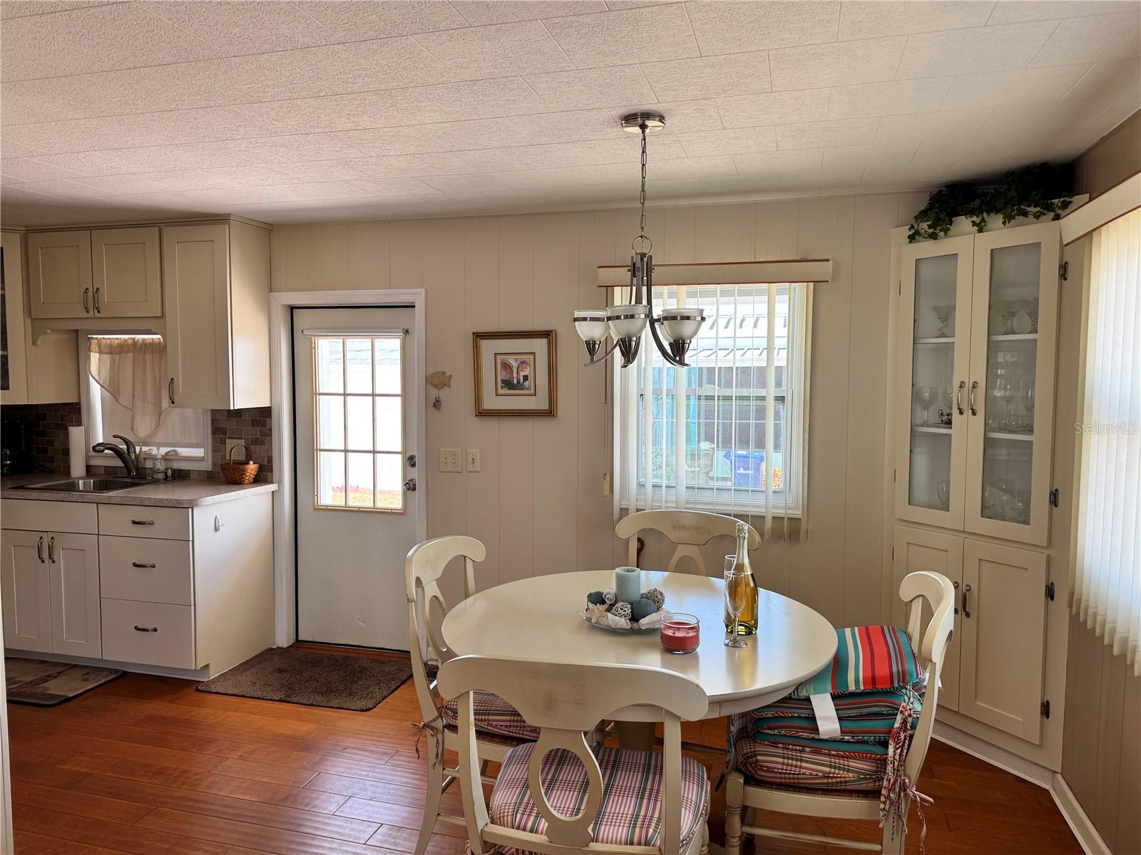 Image 15 of 51 For 1891 Englewood Road 39