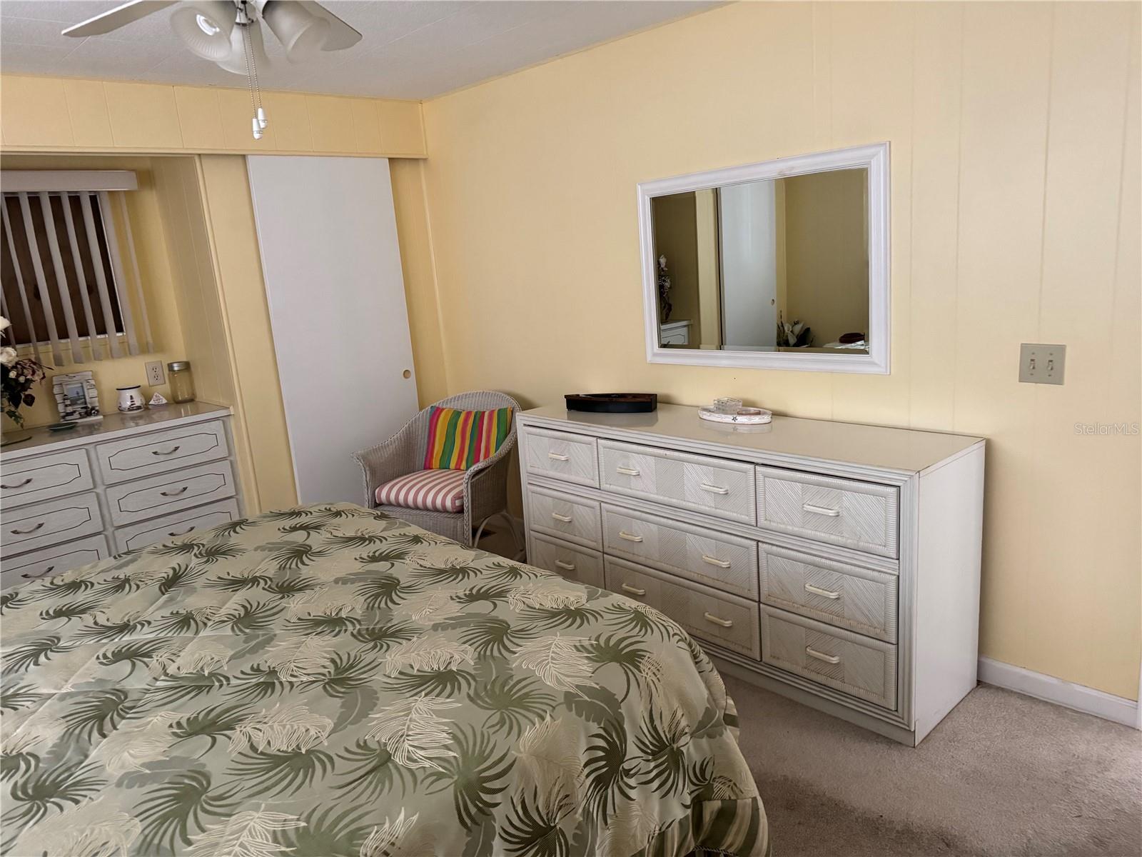 Image 19 of 51 For 1891 Englewood Road 39