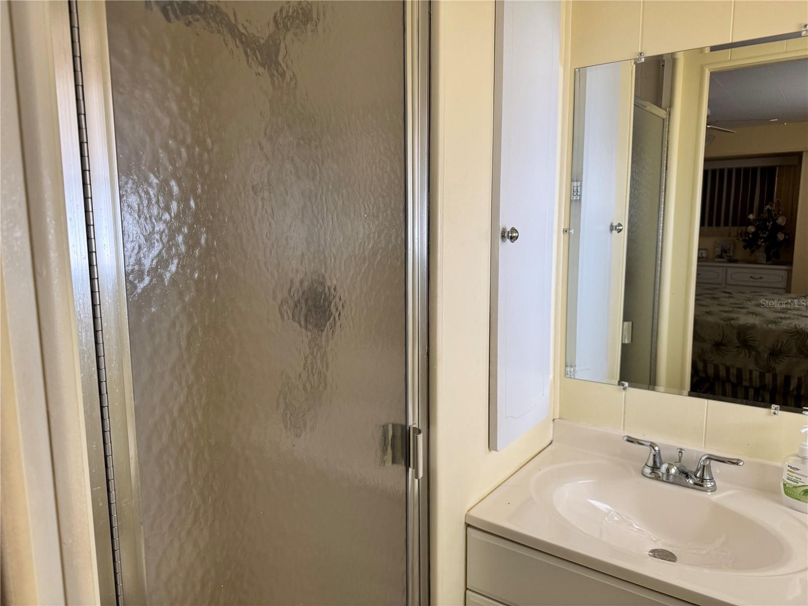 Image 20 of 51 For 1891 Englewood Road 39