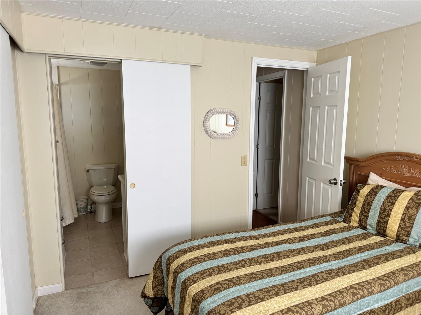 Image 32 of 51 For 1891 Englewood Road 39