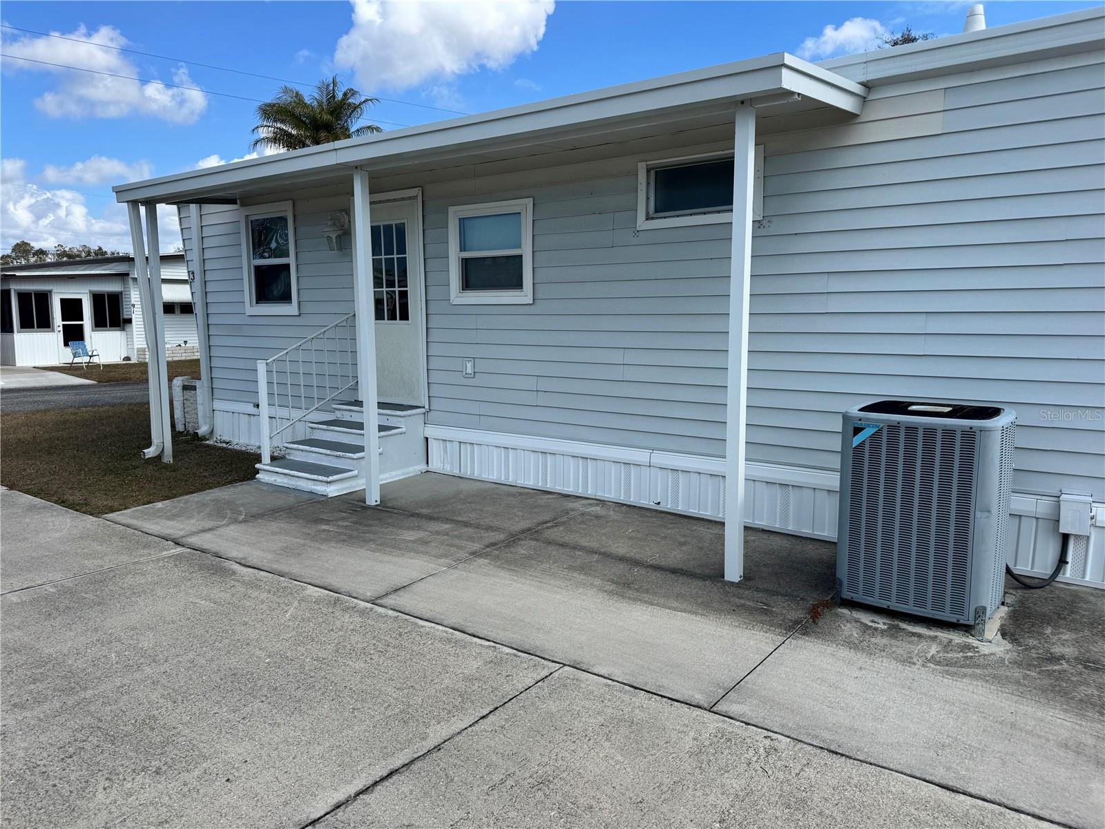 Image 35 of 51 For 1891 Englewood Road 39