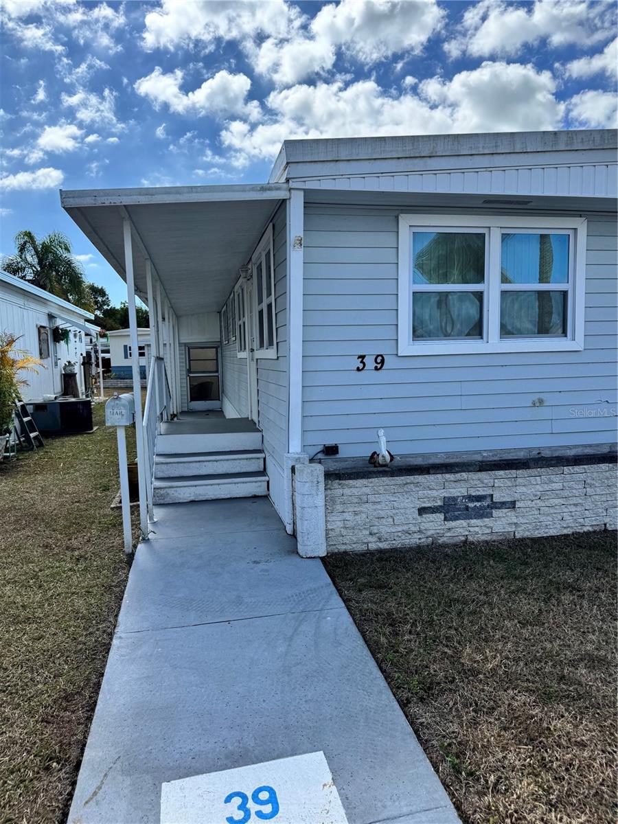 Image 36 of 51 For 1891 Englewood Road 39