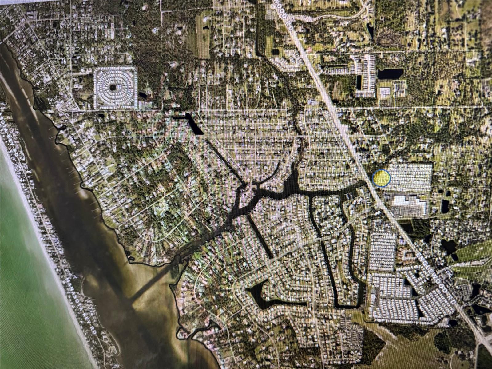 Image 45 of 51 For 1891 Englewood Road 39